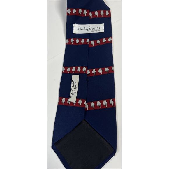 Golf Necktie Vicky Davis Tee Time Golfer Men's Tie 100% Silk Golfer New York - Picture 3 of 5